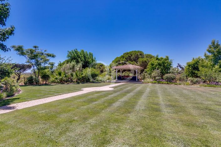 Image No.4-5 Bed House for sale