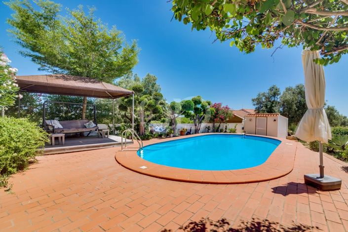 Image No.40-5 Bed House for sale