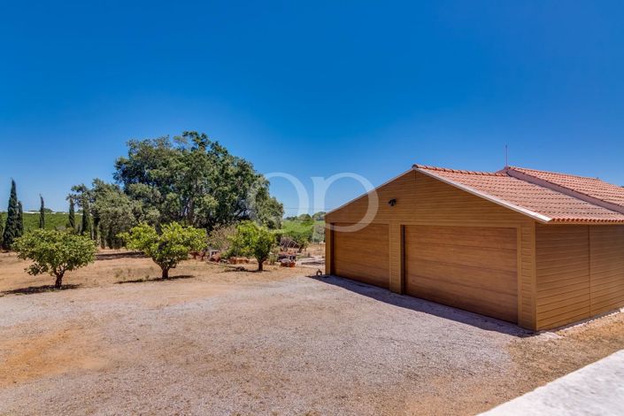 Image No.43-5 Bed House for sale