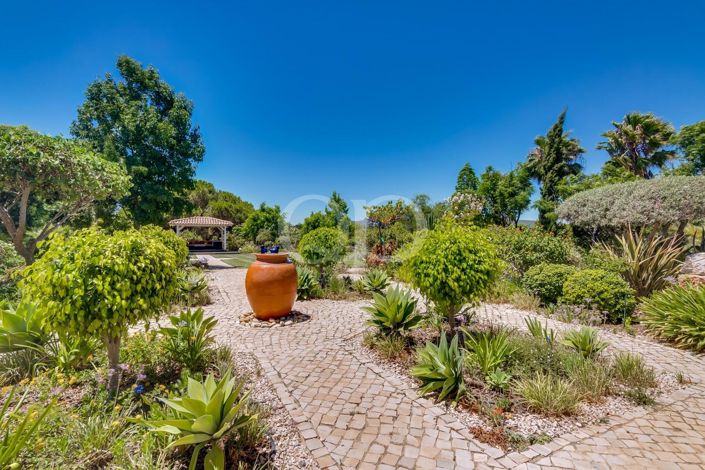 Image No.45-5 Bed House for sale