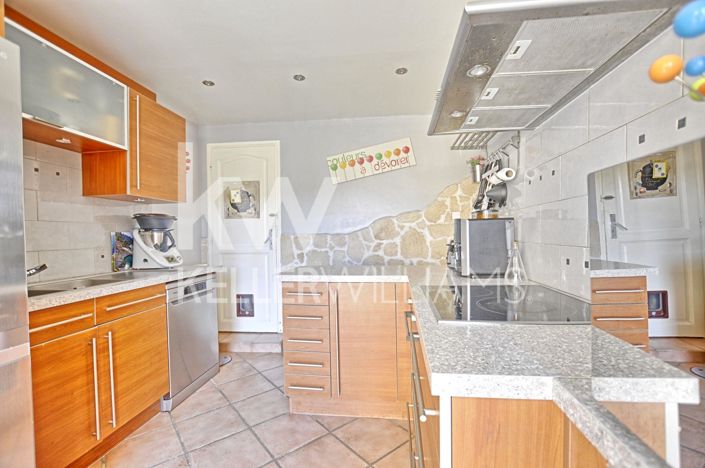 Image No.7-3 Bed House for sale