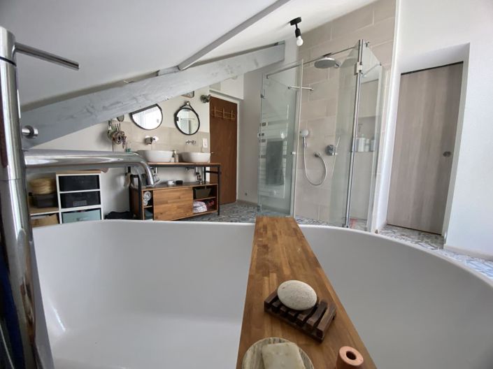 Image No.17-3 Bed House for sale