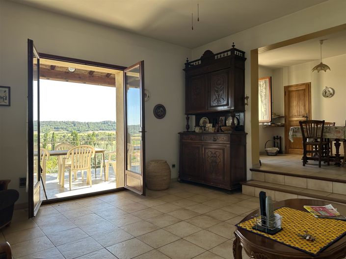 Image No.9-3 Bed House for sale