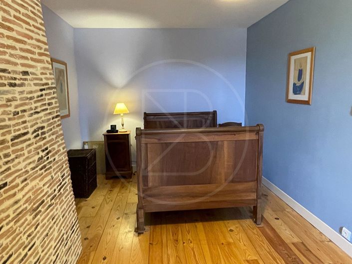 Image No.14-4 Bed House for sale