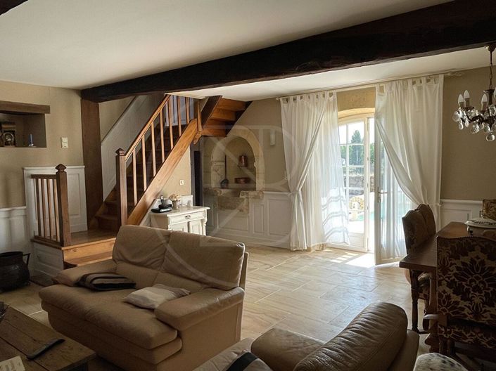 Image No.8-4 Bed House for sale