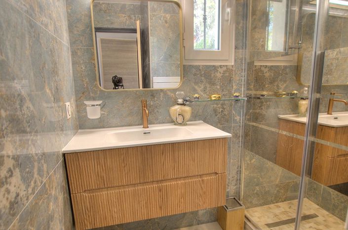 Image No.15-5 Bed House for sale