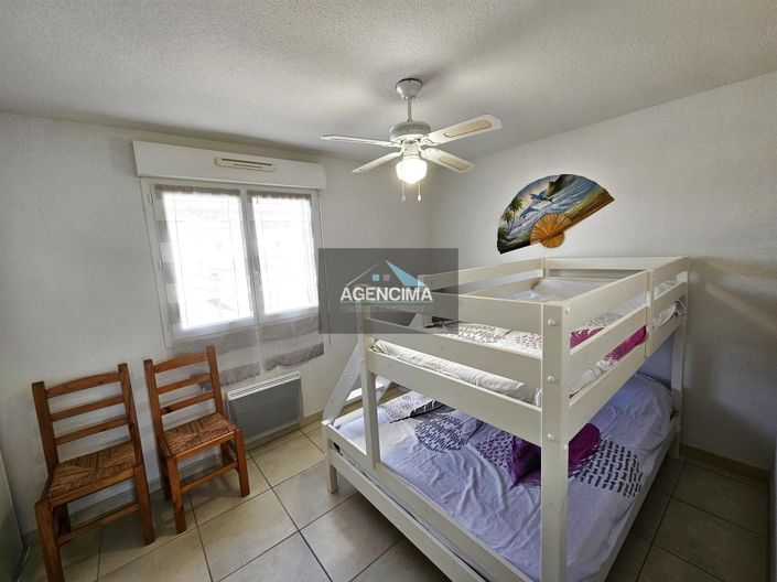 Image No.5-2 Bed House for sale