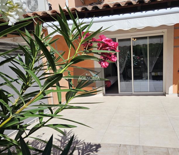 Image No.7-2 Bed House for sale