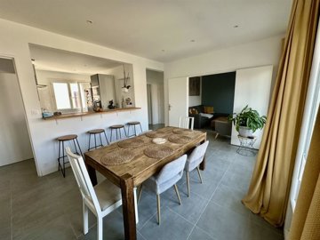 1 - Nîmes, Apartment