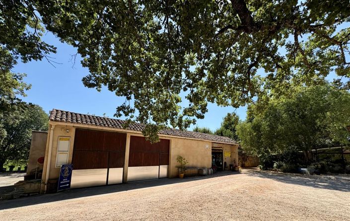 Image No.7-11 Bed Property for sale