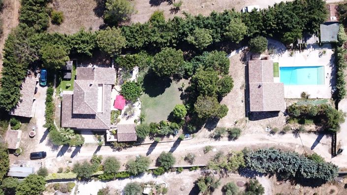 Image No.1-7 Bed House for sale