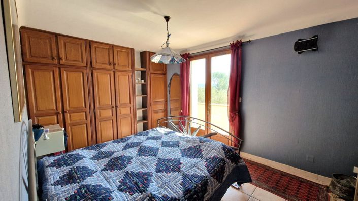 Image No.14-7 Bed House for sale