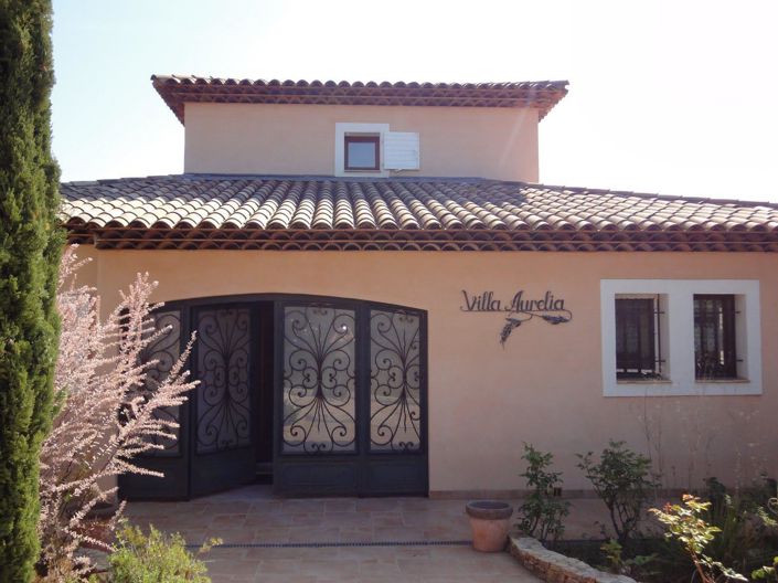 Image No.2-7 Bed House for sale