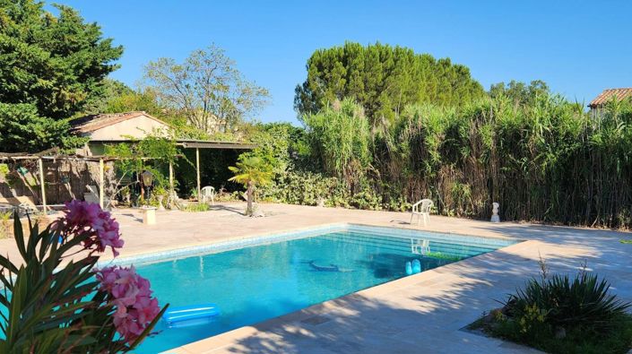 Image No.20-7 Bed House for sale