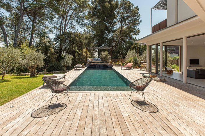 Image No.10-6 Bed House for sale