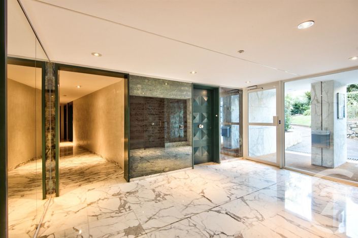 Image No.27-4 Bed Apartment for sale