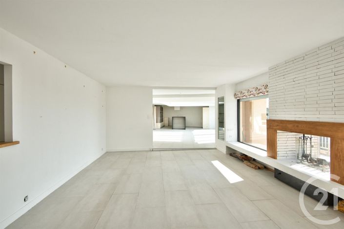 Image No.9-4 Bed Apartment for sale