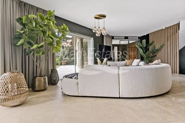 Image No.23-5 Bed House for sale