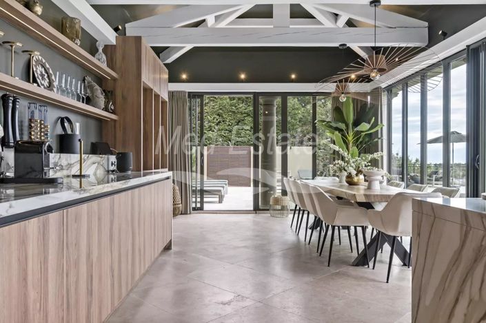 Image No.35-5 Bed House for sale