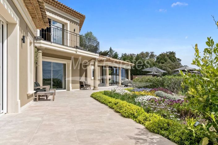 Image No.65-5 Bed House for sale