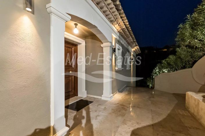 Image No.75-5 Bed House for sale