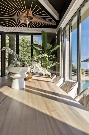 Image No.87-5 Bed House for sale