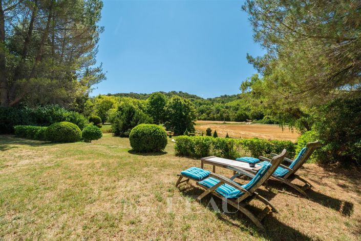 Image No.2-5 Bed House for sale