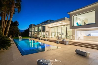 4 Bed Property for sale