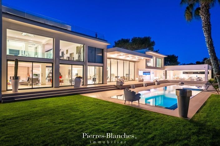 Image No.3-4 Bed Property for sale