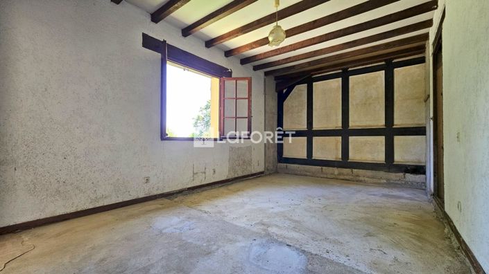 Image No.10-3 Bed House for sale