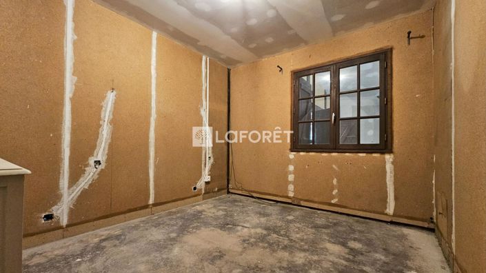 Image No.7-3 Bed House for sale