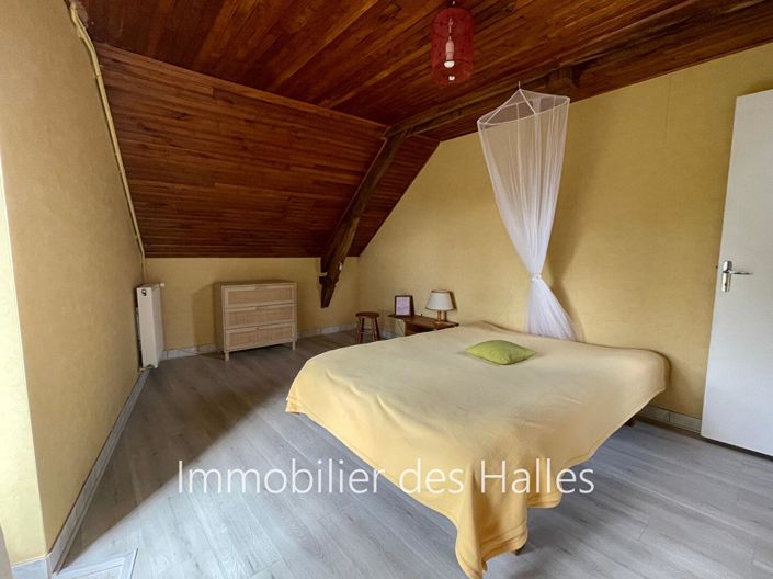 Image No.9-3 Bed House for sale