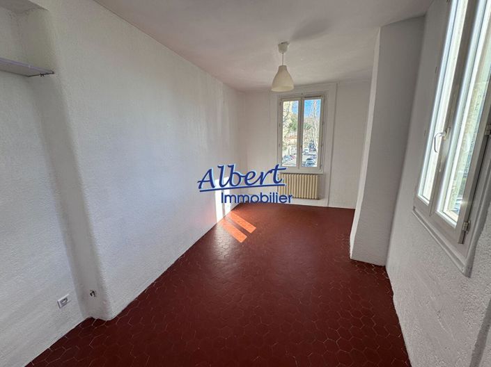 Image No.15-4 Bed House for sale