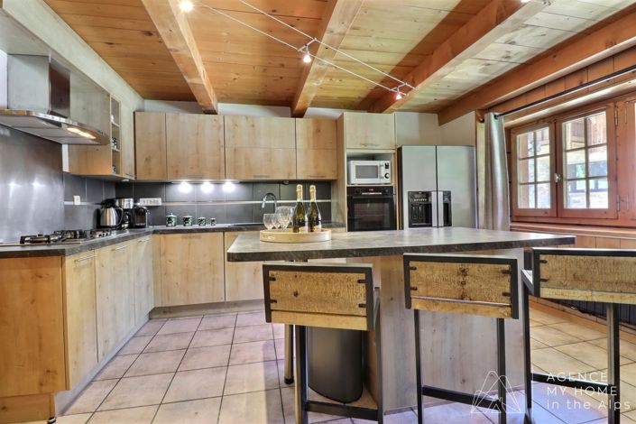 Image No.3-4 Bed House for sale