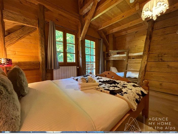 Image No.9-4 Bed House for sale