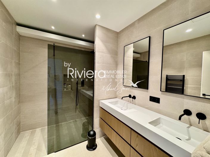 Image No.34-5 Bed House for sale