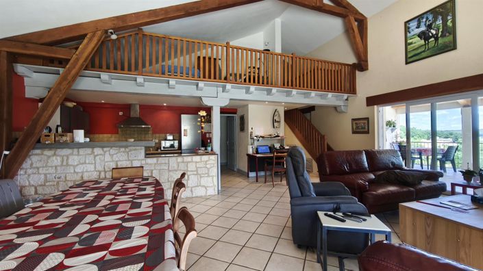 Image No.14-5 Bed House for sale