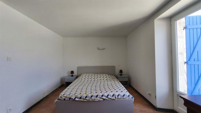 Image No.27-5 Bed House for sale