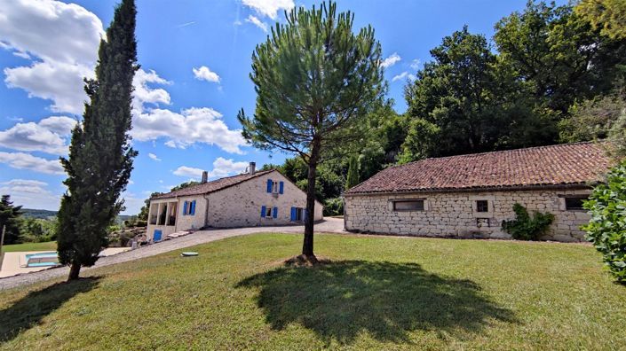 Image No.3-5 Bed House for sale