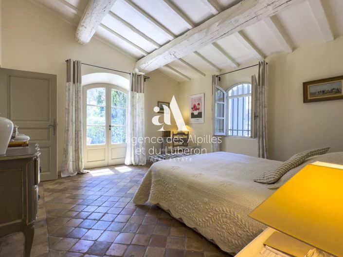 Image No.15-4 Bed House for sale