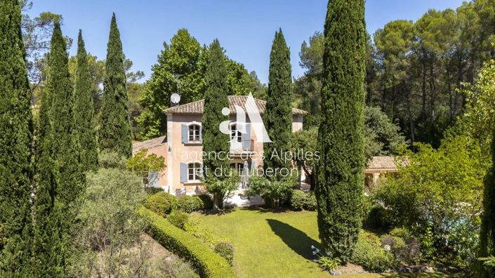 Image No.2-4 Bed House for sale