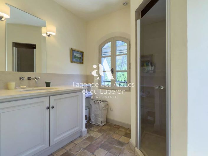 Image No.22-4 Bed House for sale