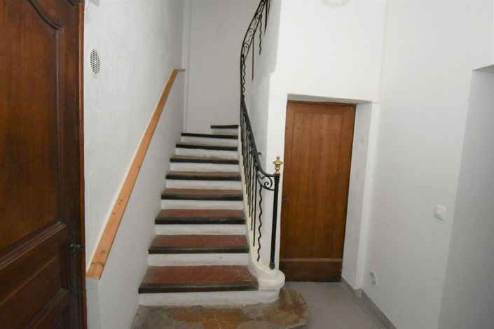 Image No.1-3 Bed House for sale