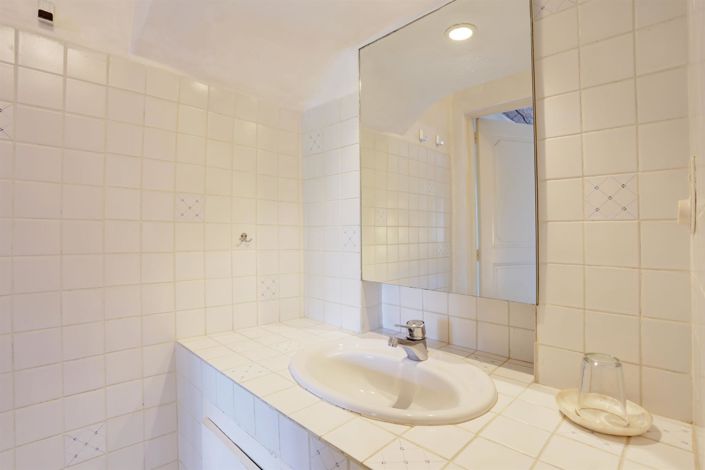 Image No.32-4 Bed House for sale