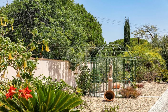 Image No.16-4 Bed House for sale