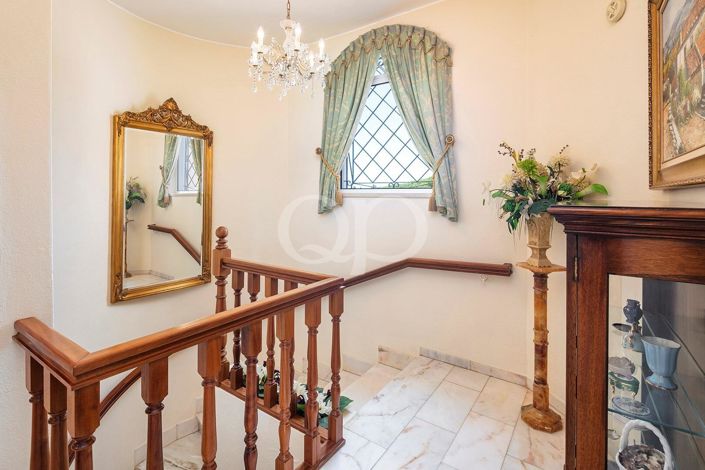 Image No.24-4 Bed House for sale