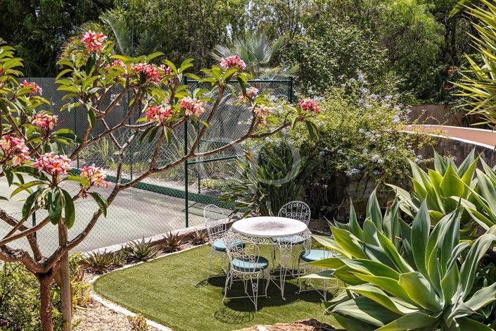 Image No.6-4 Bed House for sale