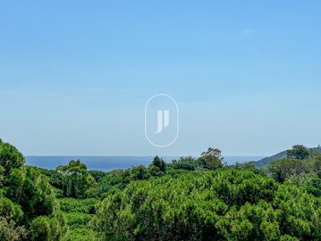 7 Bed House for sale