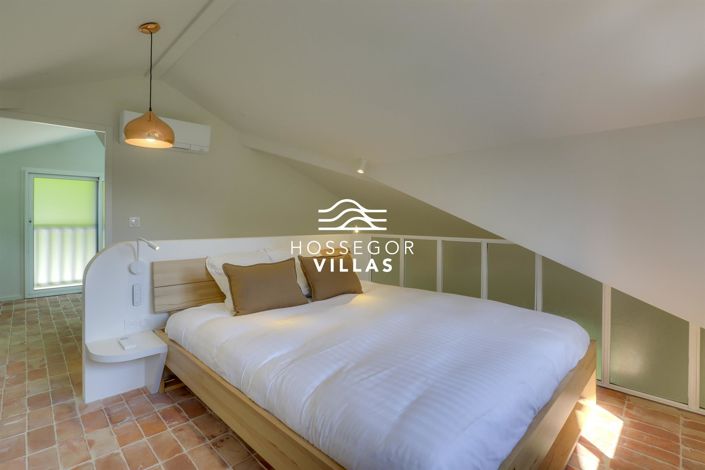 Image No.15-4 Bed House for sale