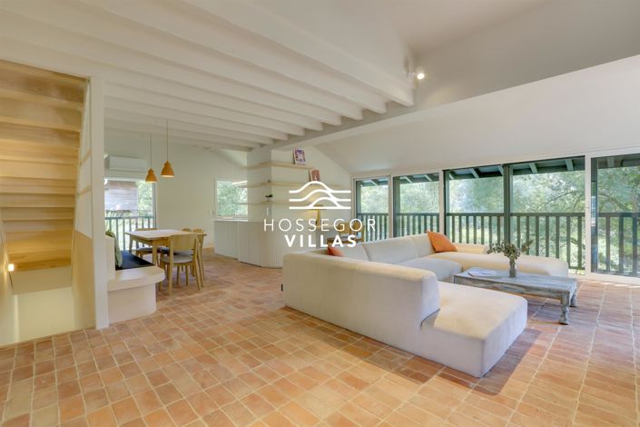 Image No.2-4 Bed House for sale